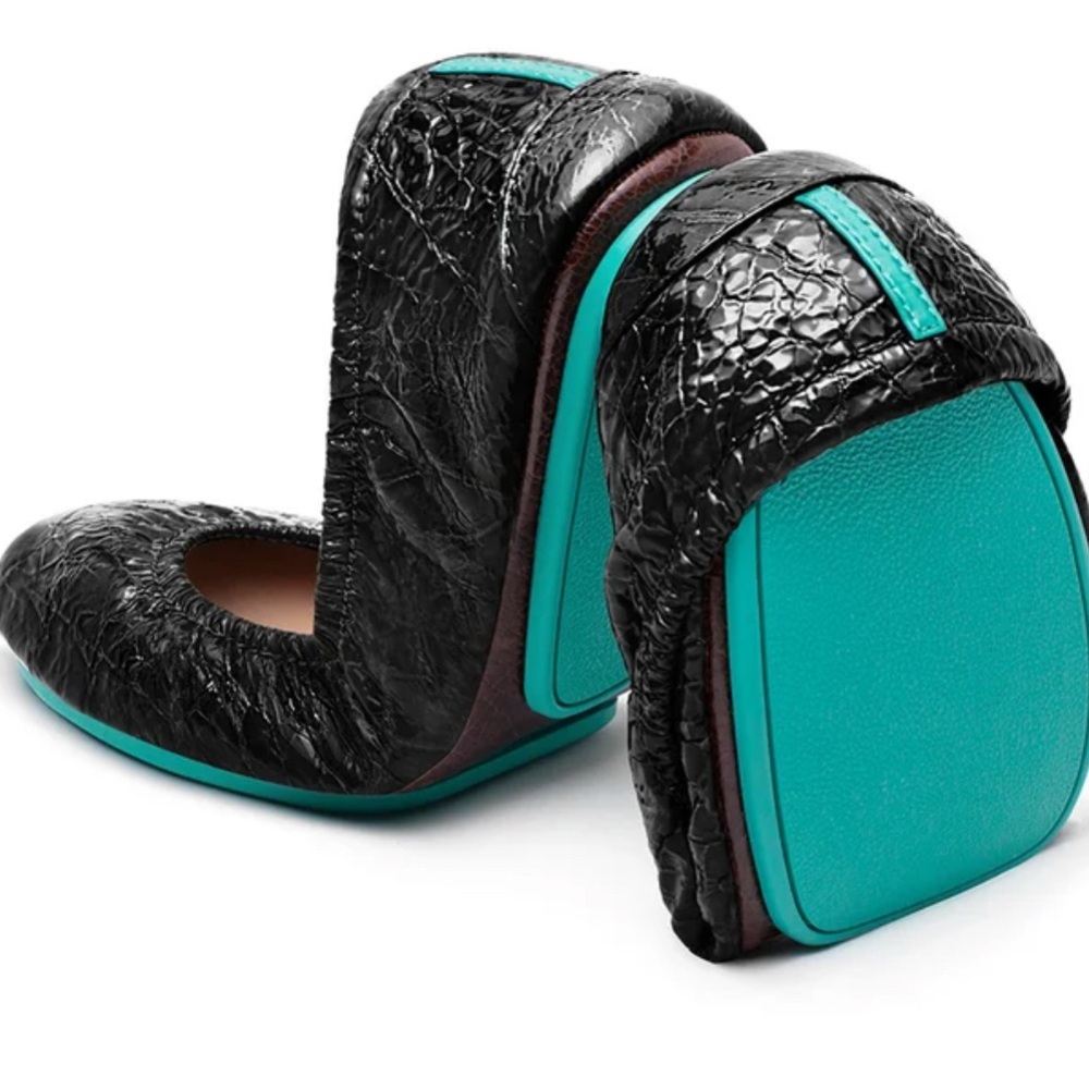 Tieks Obsidian Black Foldable Ballet Flats. Only worn once.